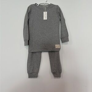 Pottery Barn Kids Gray ribbed Set